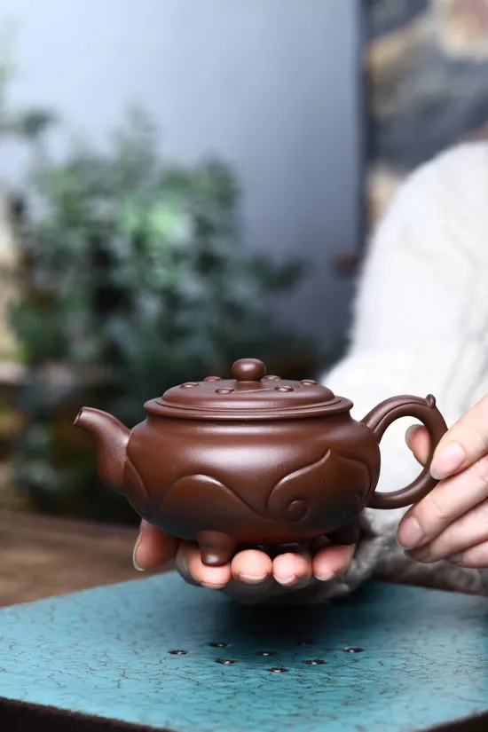 Premium Handmade Yixing Clay Teapot | Artisan Crafted & Collectible 6