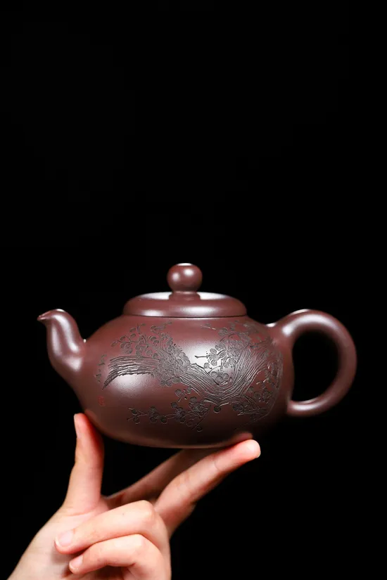 Yixing Zisha Teapot - Master Zhou Jianchun's Artisan Craft 7