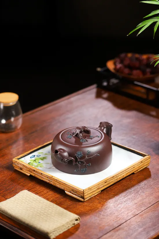 Yixing Clay Teapot | Handcrafted Zisha Artisan Teapot 400cc 5