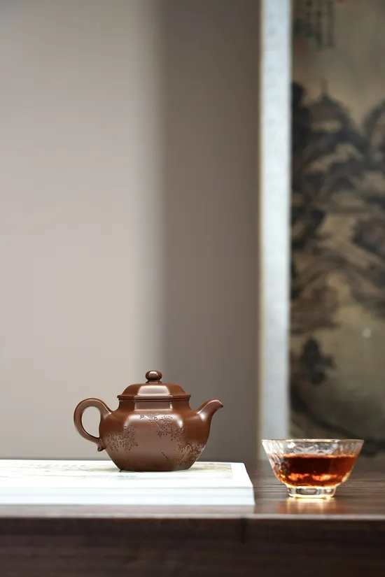 Premium Yixing Clay Teapot 180cc | Artisan Crafted 6