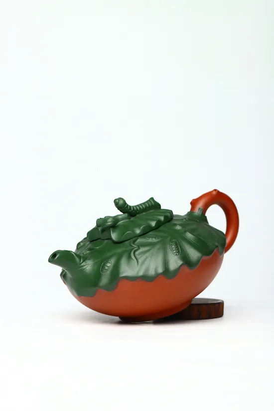 Premium Handcrafted Yixing Clay Teapot | Artisan Zisha Pottery Collection 6