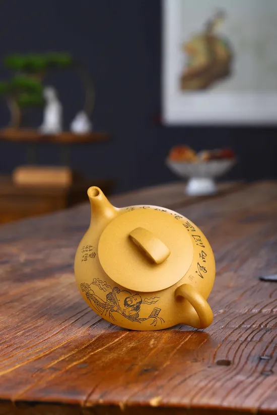 Premium Yixing Zisha Teapot | Artisan Crafted Luxury & Collectible 5