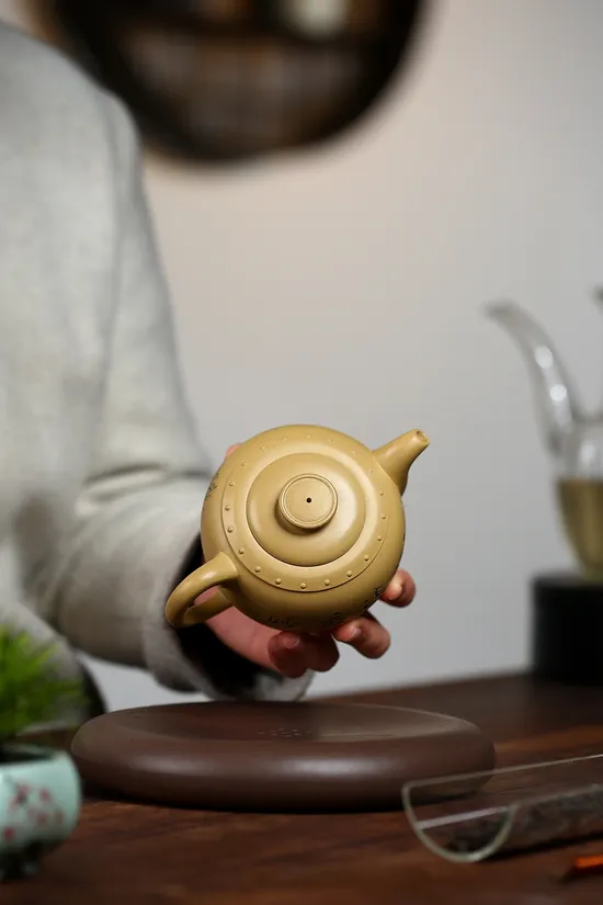 Premium Yixing Zisha Clay Teapot – Artisan Crafted by Sun Xixi 5
