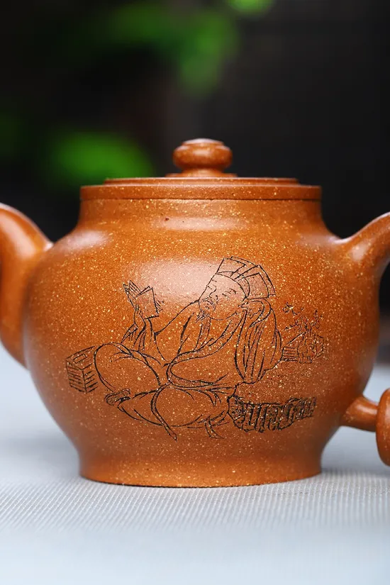 Premium Yixing Teapot | Handcrafted Zisha Clay | Collector's Choice 2