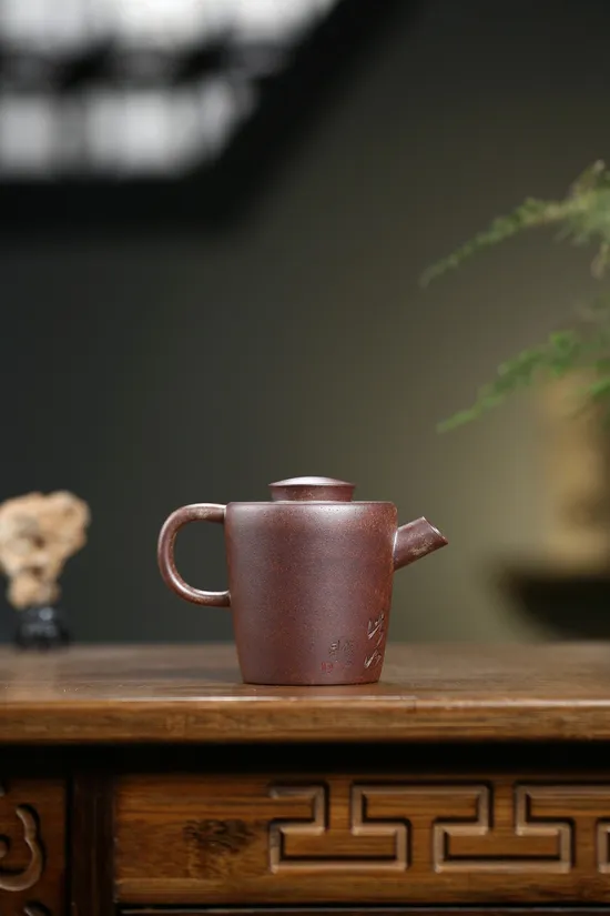 Ju Lun Yixing Teapot | Handcrafted Purple Clay Artisan Pottery 5