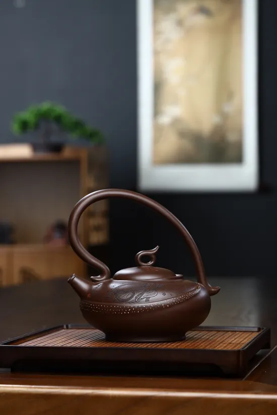 Premium Yixing Zisha Teapot | Masterpiece Clay Art | Double Certification 2