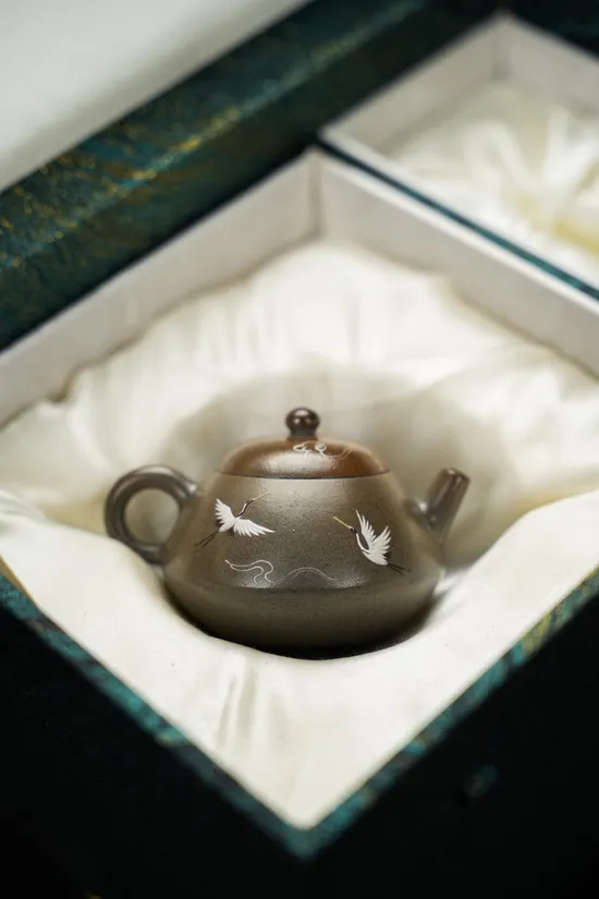 Yixing Zisha Teapot | Handcrafted Clay Teapot | Ancient Kiln-Fired 1