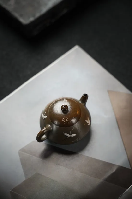 Yixing Zisha Teapot | Handcrafted Clay Teapot | Ancient Kiln-Fired 2
