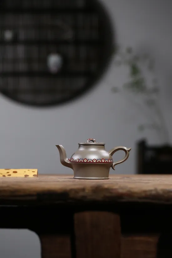 Zisha Teapots: CNY 1 | 200 | 210cc capacity | Chu Dongping 1