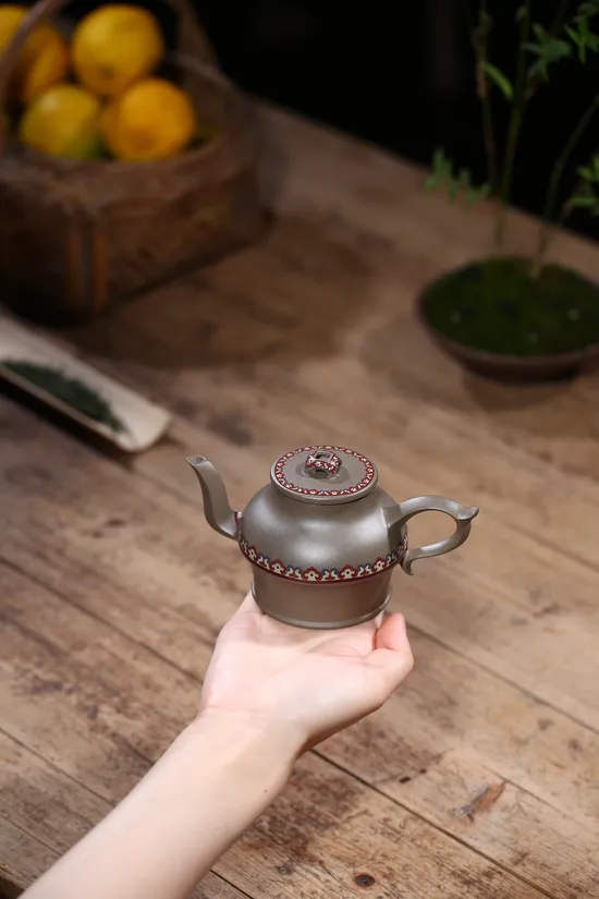 Zisha Teapots: CNY 1 | 200 | 210cc capacity | Chu Dongping 7