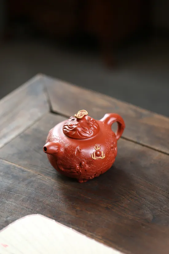 Premium Yixing Zisha Teapot | Dragon Gongchun Artisan Craft 2