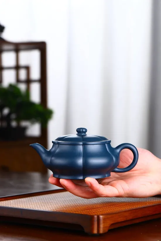 Premium Yixing Teapot | Handcrafted Zisha Clay Artistry | Buy Now 8