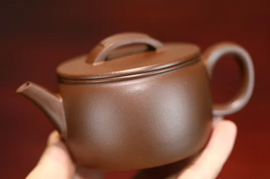 Yixing Zisha Teapot: Aged Purple Clay, 180cc, 10-Hole Filter 2