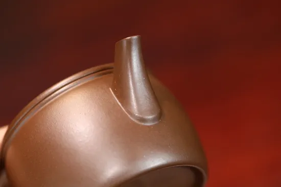 Yixing Zisha Teapot: Aged Purple Clay, 180cc, 10-Hole Filter 3