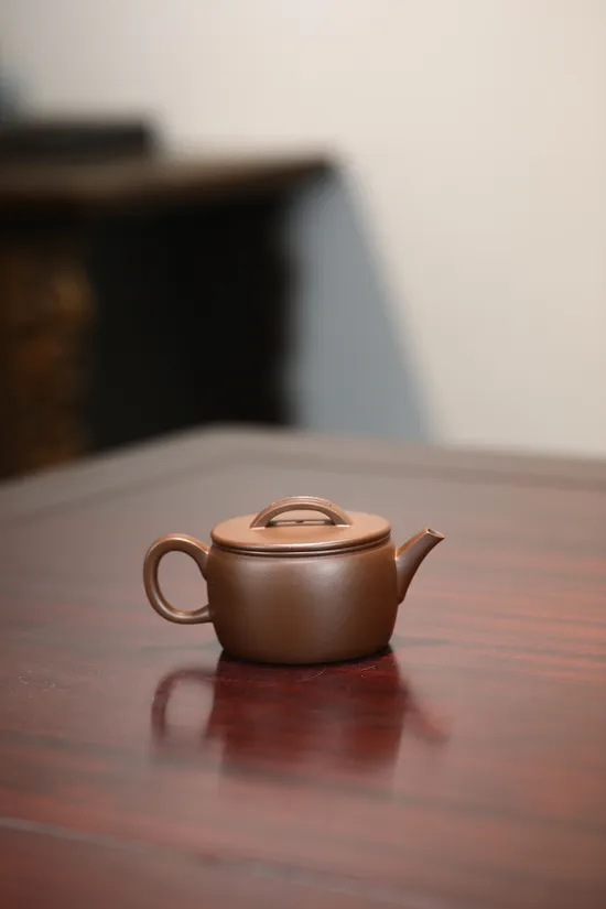 Yixing Zisha Teapot: Aged Purple Clay, 180cc, 10-Hole Filter 7