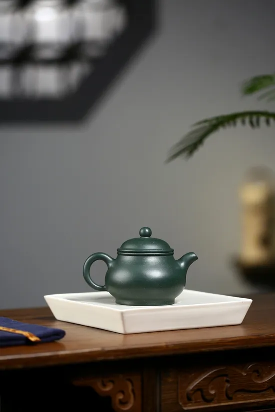Master Bao Yuhua Yixing Teapot – 260cc Classic Pan Design 6