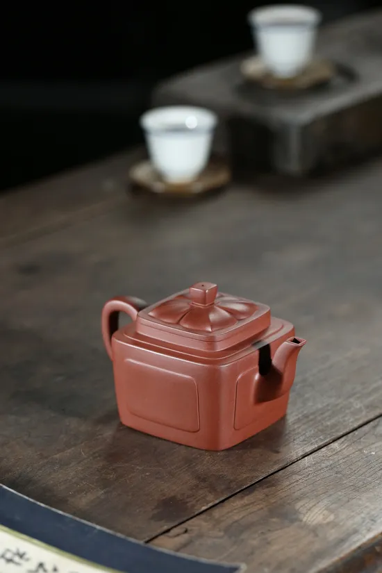 Zisha Teapots: Di Cao Qing clay | Yang Junbao craftsmanship | 280cc capacity 6