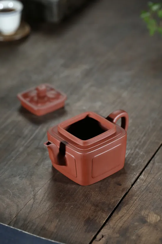 Zisha Teapots: Di Cao Qing clay | Yang Junbao craftsmanship | 280cc capacity 7
