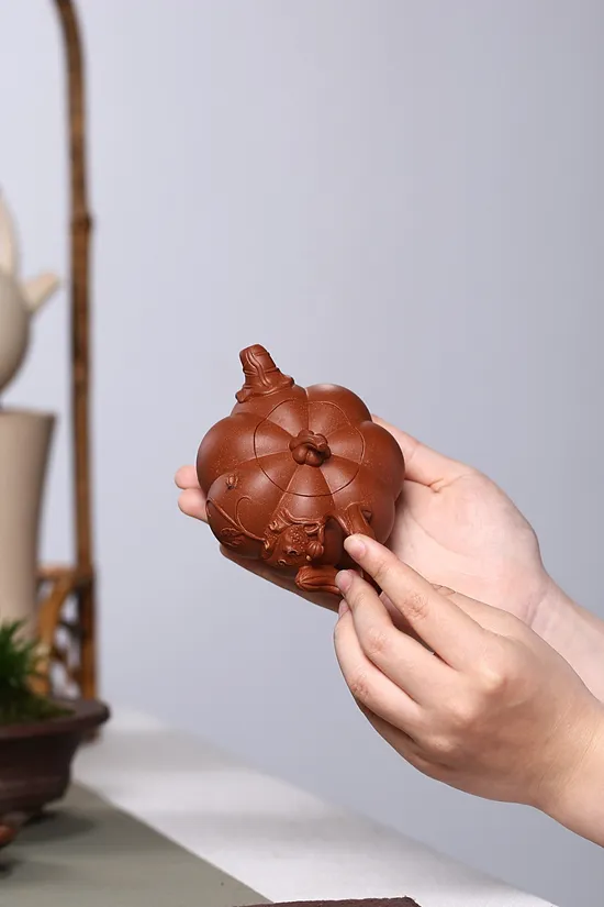 Zisha Teapots: Huanglong Mountain slope clay | 180cc capacity 4