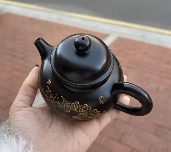 Yixing Clay Teapot Rong Tian | Authentic Zisha Artistry 2