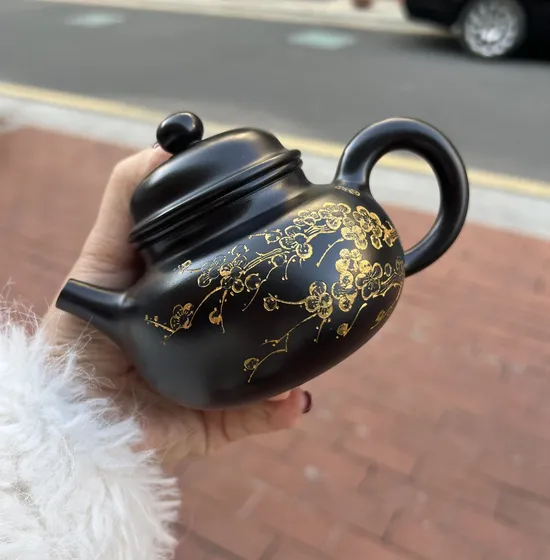 Yixing Clay Teapot Rong Tian | Authentic Zisha Artistry 4