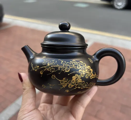 Yixing Clay Teapot Rong Tian | Authentic Zisha Artistry 5