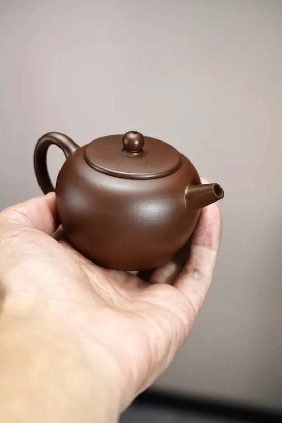 Yixing Teapot | Premium Purple Clay Teapot Craftsmanship 7