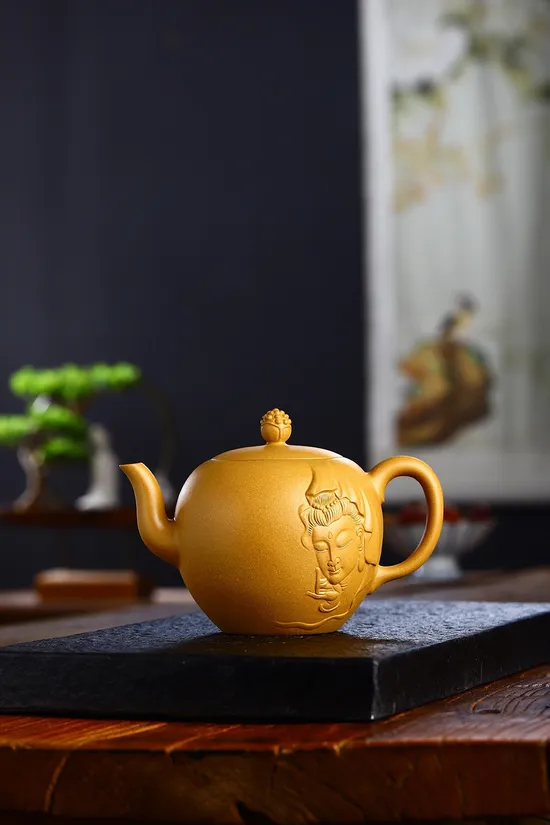 Premium Yixing Clay Teapot - Handcrafted Zen Design by Artisan Xu Liuming 4