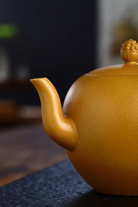 Premium Yixing Clay Teapot - Handcrafted Zen Design by Artisan Xu Liuming 8