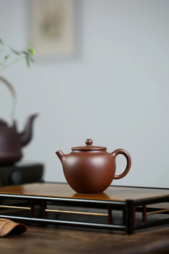 Yixing Clay Teapot | Handcrafted Artisan Teapots for Tea Lovers 1