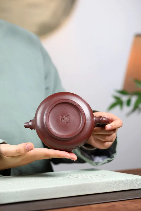 Zisha Teapots: Bamboo Rhythm | 6 | 000 CNY 8