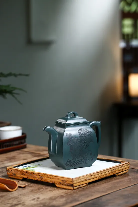 Yixing Zisha Clay Teapot - National Master Handcrafted Republic Green 2