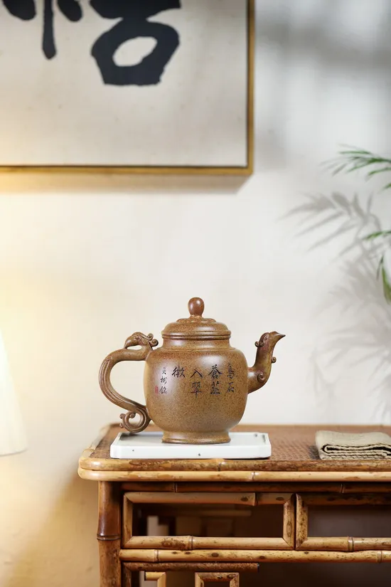 Premium Yixing Zisha Teapot | Handcrafted Clay Art | Xu Shijuan 4