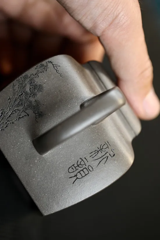 Premium Yixing Clay Teapot | Handcrafted Zisha Artisan Pottery 5