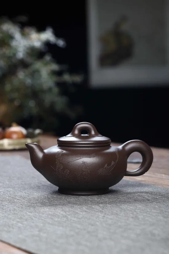 Premium Yixing Zisha Teapot - Antique Craftsmanship & Collector's Edition 6