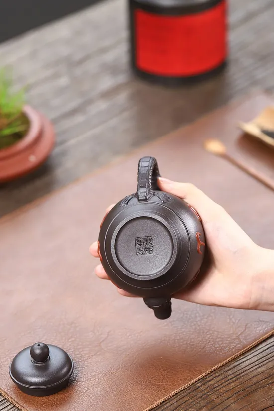 Premium Yixing Teapot | Handcrafted Zisha Clay Artistry | Limited Offer 3