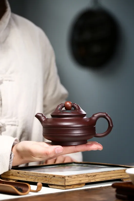Premium Yixing Zisha Teapot: Handcrafted, Collectible & Artistic Design 1
