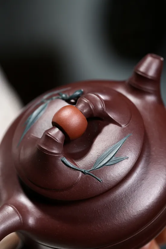 Premium Yixing Zisha Teapot: Handcrafted, Collectible & Artistic Design 4