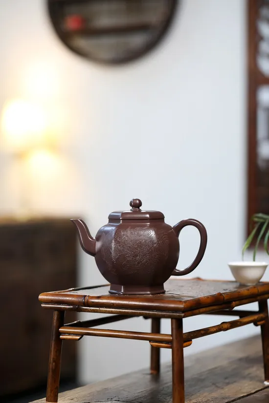 Yixing Zisha Teapot - Six-Sided Palace Lantern Masterpiece 1