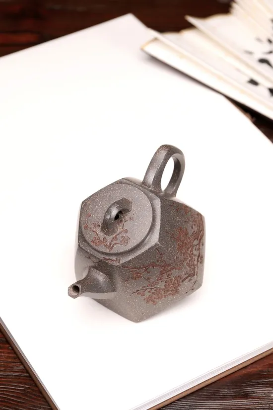 Yixing Zisha Teapot | Hui Haiqin | Hexagonal Well Curb Design 4