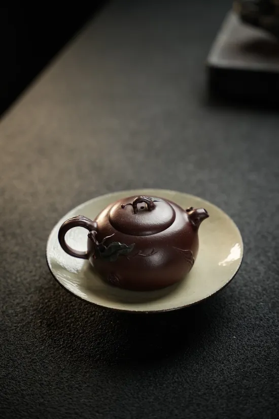 Zisha Teapots: premium aged zisha clay | handcrafted tiefā 1