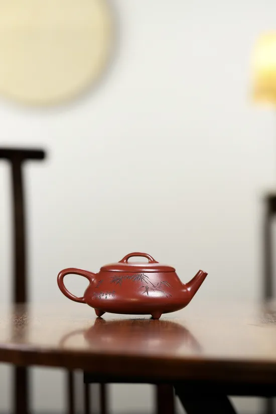 Yixing Teapot - Dragon's Blood Clay Handcrafted by Yuan Lianyun 7