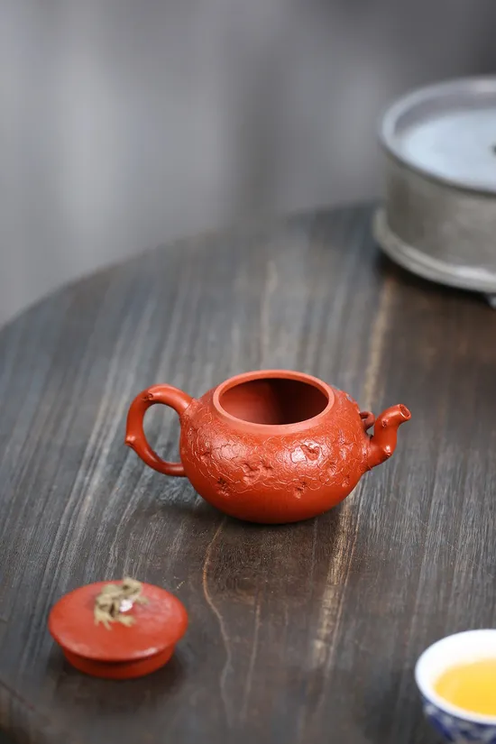 Premium Yixing Zisha Teapot – Artisan Clay Teapot Collection 4