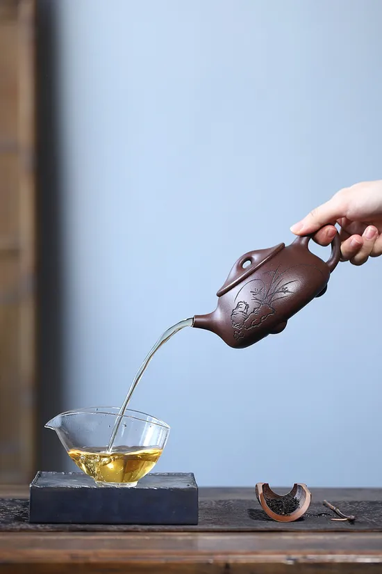 Yixing Zisha Teapot 400cc | Handcrafted Artisan Ceramic Teapot 4