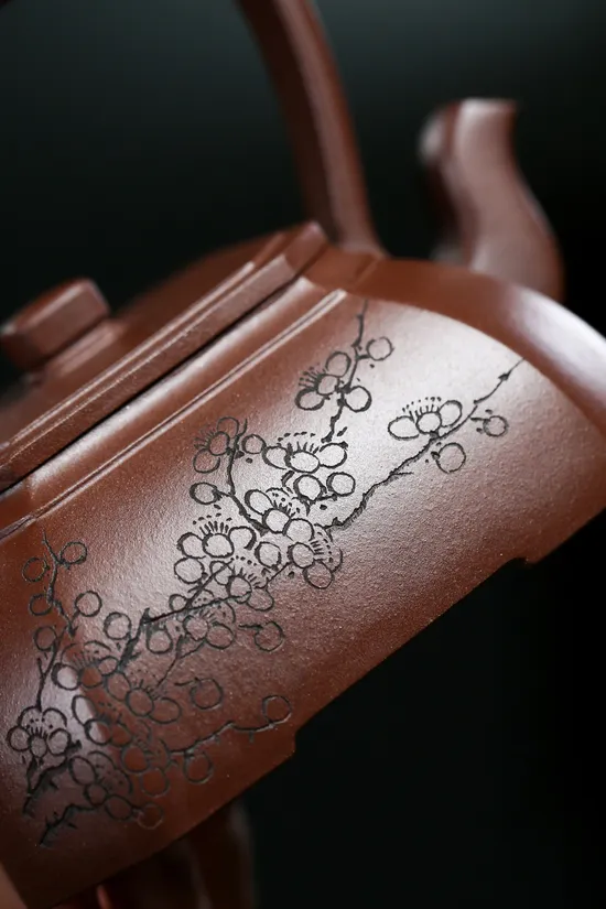 Zisha Teapots: Square Corner Drawn Handle | raw purple clay 3