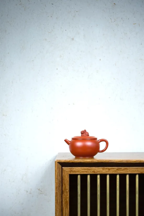 Yixing Zisha Teapot - Handcrafted Red Robe Clay Art by Master Zhou 7