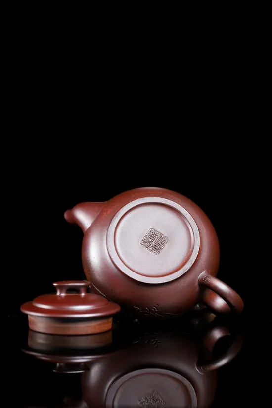Authentic Yixing Purple Clay Teapot | Shen Yinhua Masterpiece | Collector's Art 9