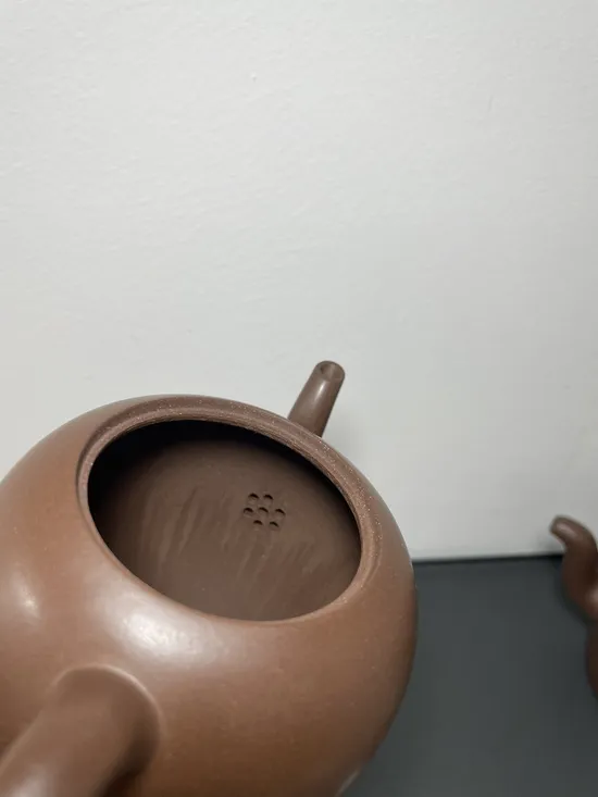 Handcrafted Yixing Teapot Beauty’s Shoulder – Premium Zisha Clay 280cc 4