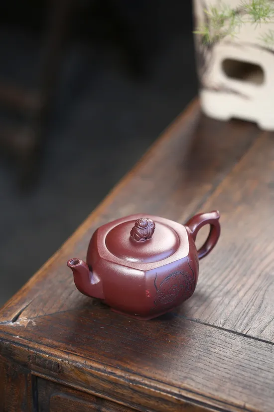 Yixing Clay Teapot - Handcrafted Premium Elephant Design Teapot 3
