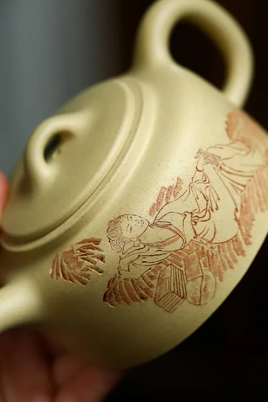 Handcrafted Yixing Clay Teapot | Authentic Artisan Teapot Collection 5